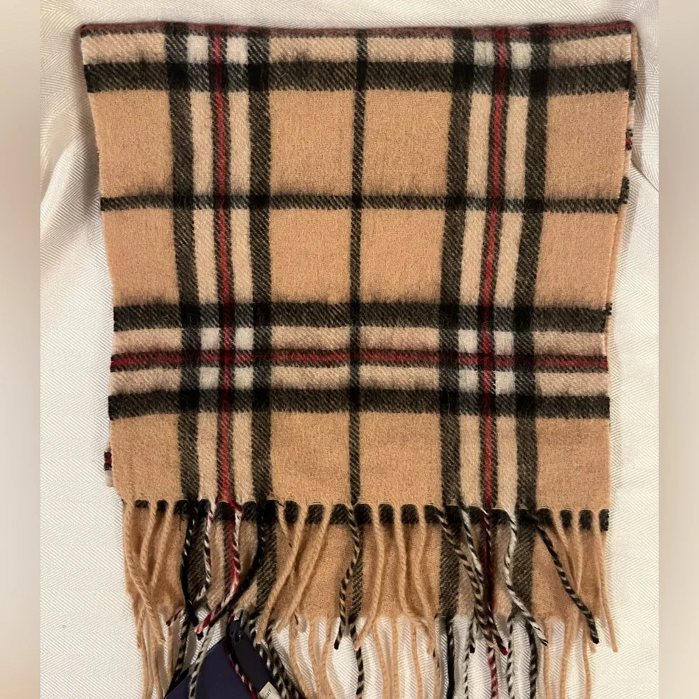 Bellantrae LambswoolScarf, Thomson Camel,‎ NWT.  60” x 10” gorgeous plaid…